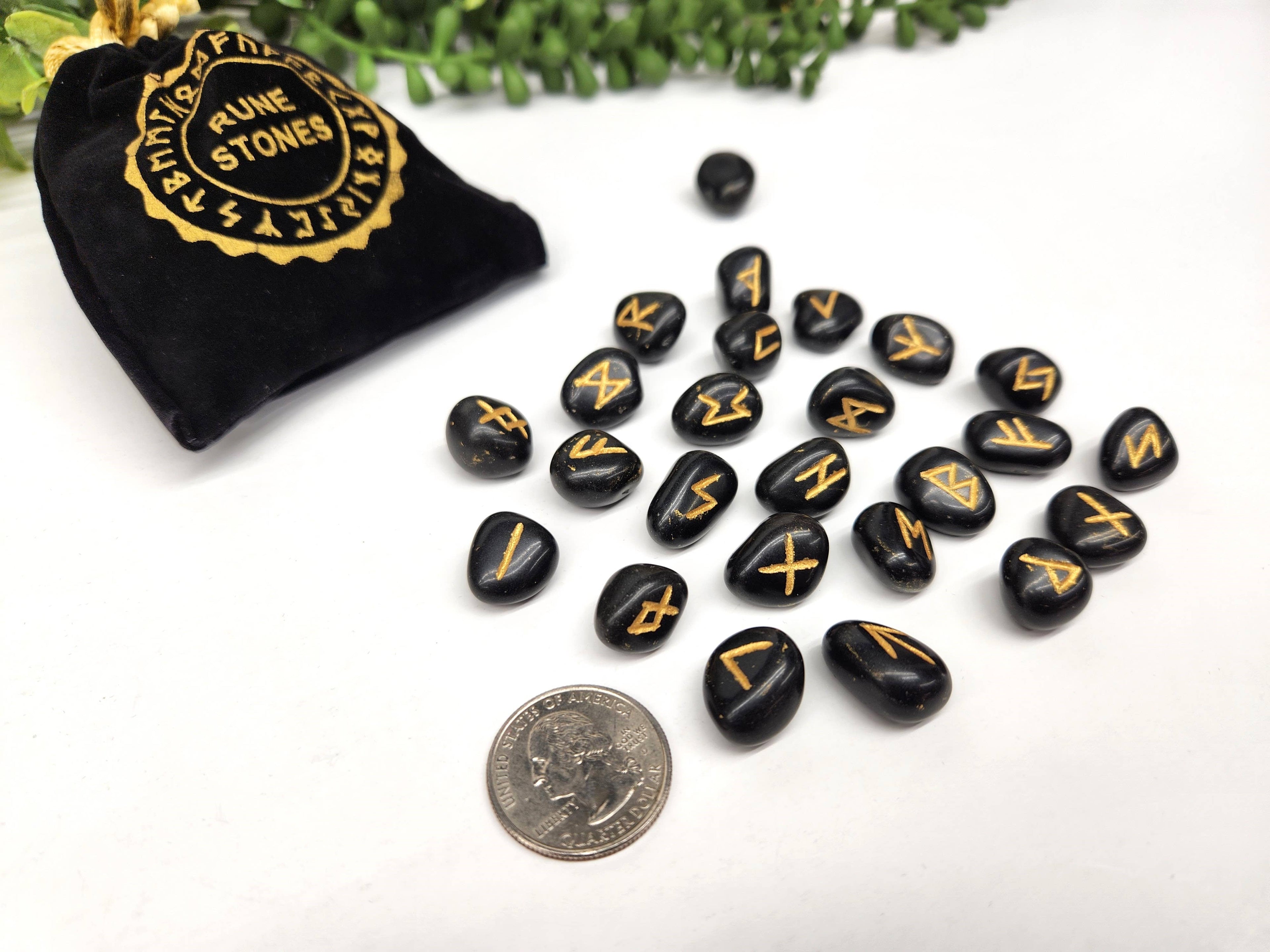 Black Agate Rune Sets with Velvet Pouch and Grid: Rune Sets with Velvet Pouch Only