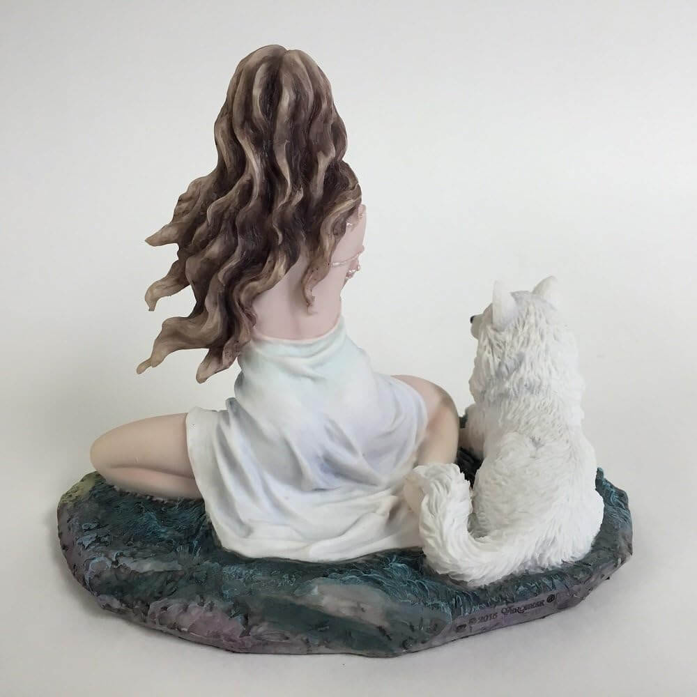 Call of the Wild Figurine
