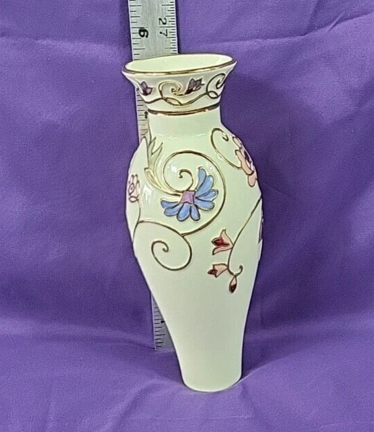 Lenox Gilded Garden Collection Vase